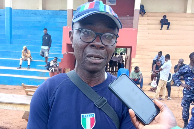 coach Barracuda Féminin