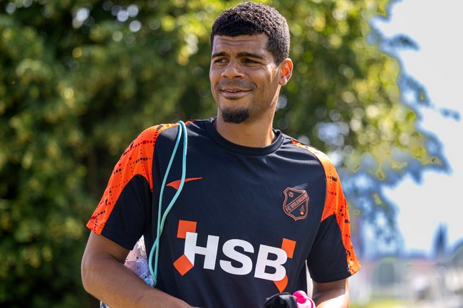 Volendam FC : Amevor Mawouna rempile