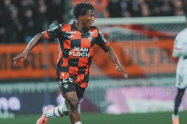 Lorient FC : Karim Dermane retourne à Lommel SK